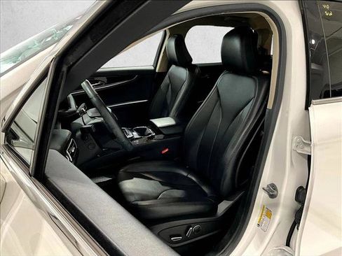 Used 2023 Lincoln Nautilus FWD w/ Premium Package image 27