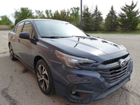 Used 2025 Subaru Legacy Premium w/ Popular Package #1A AWD/4WD image 12
