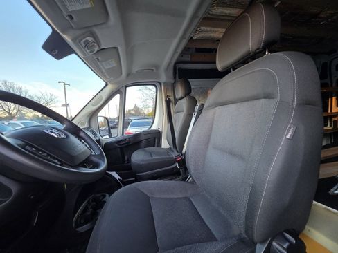 Used 2019 RAM ProMaster 2500 FWD image 14