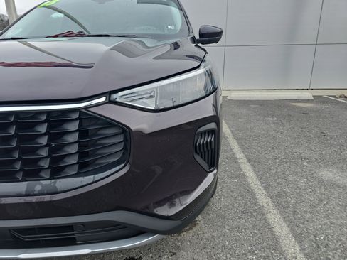 Used 2023 Ford Escape Active w/ Tech Pack #2 image 9