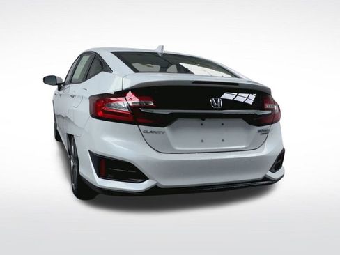 Used 2018 Honda Clarity Touring image 10