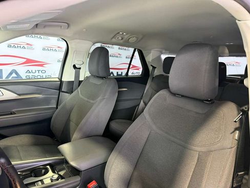 Used 2026 Ford Explorer Active RWD image 27