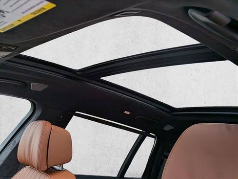 New 2027 BMW X7 M60i AWD/4WD image 14