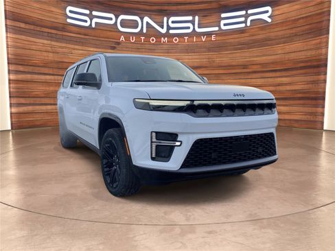 New 2026 Jeep Grand Wagoneer L Limited AWD/4WD image 7