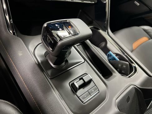 Used 2025 GMC Sierra 1500 AT4 AWD/4WD image 18