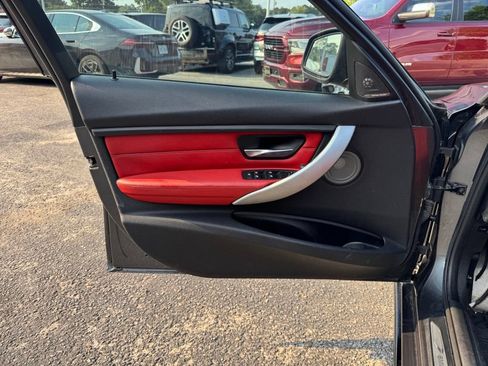 Used 2014 BMW 335i Sedan RWD image 17