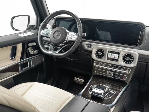 Used 2024 Mercedes-Benz G 550 image 28