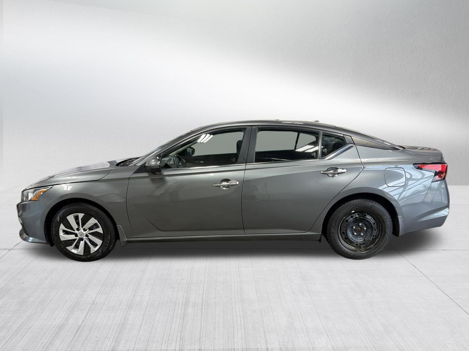 Used 2019 Nissan Altima 2.5 S AWD/4WD image 4