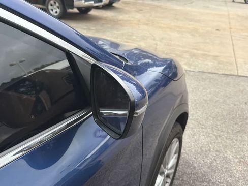Used 2019 Nissan Rogue Sport SV AWD/4WD image 5