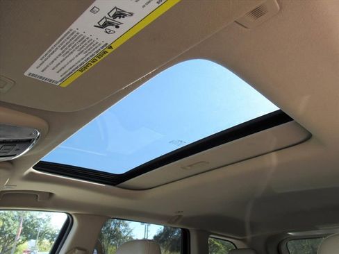 Used 2019 Jeep Grand Cherokee Limited image 27