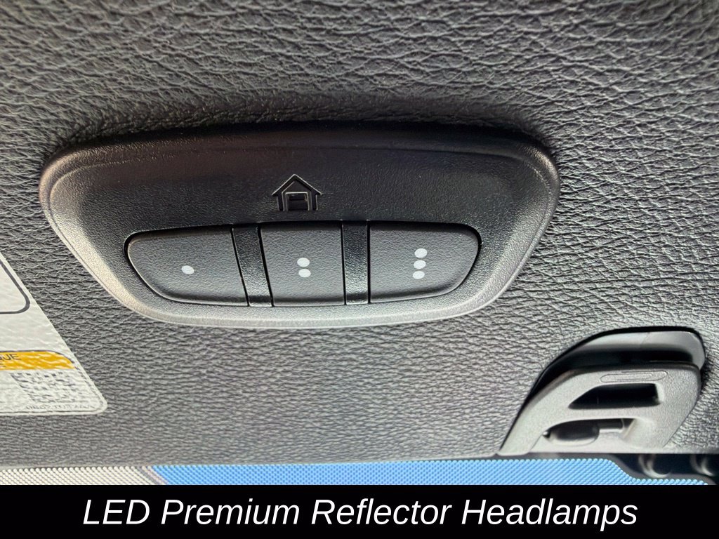 Used 2024 Jeep Wrangler Unlimited AWD/4WD image 32