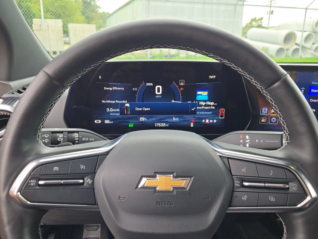 Used 2024 Chevrolet Blazer EV LT AWD/4WD image 33