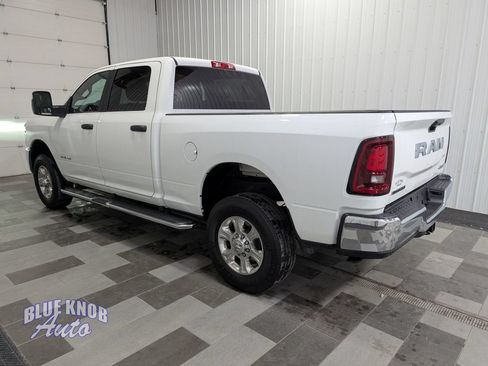 Used 2026 RAM 2500 Big Horn AWD/4WD image 2