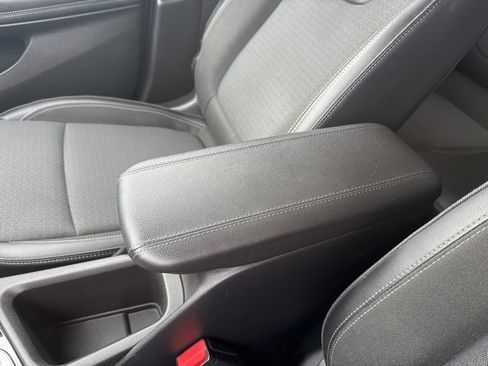 Used 2021 Buick Encore GX Preferred w/ Cold Weather Comfort Package image 27