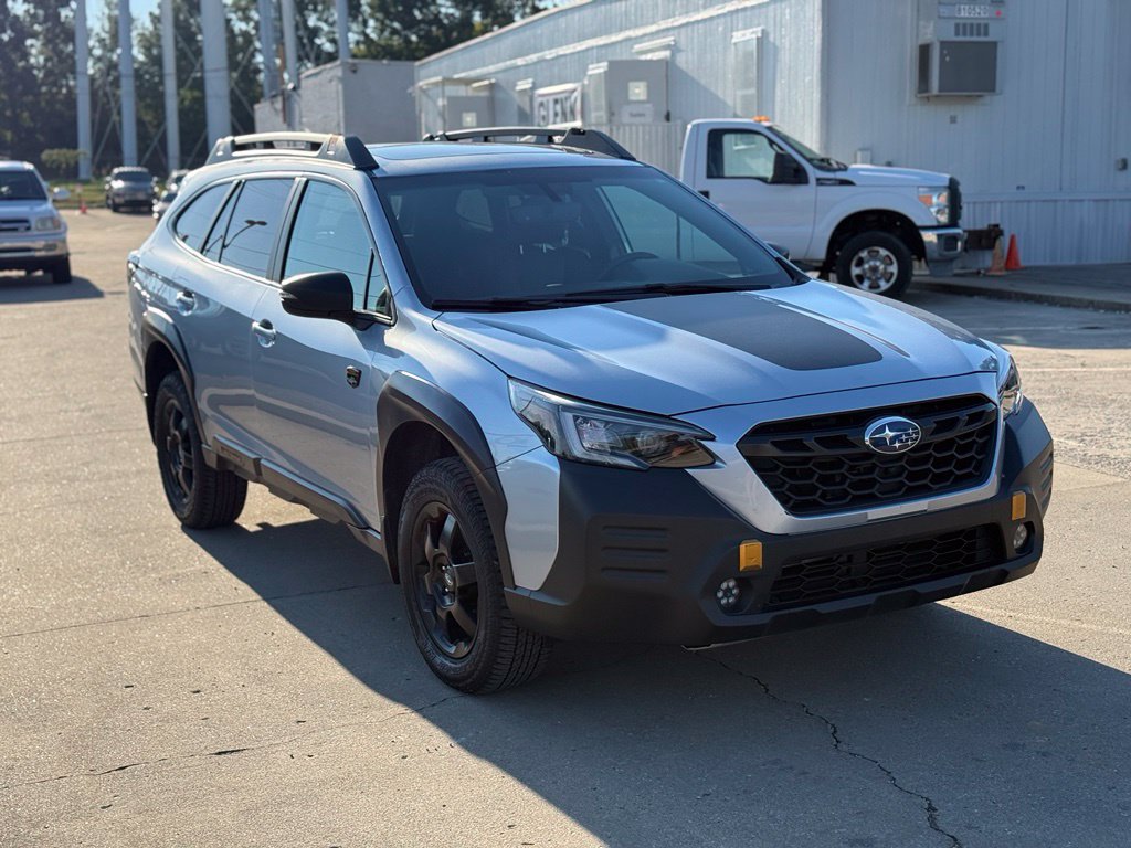 Used 2022 Subaru Outback Wilderness w/ Wilderness Package AWD/4WD image 4