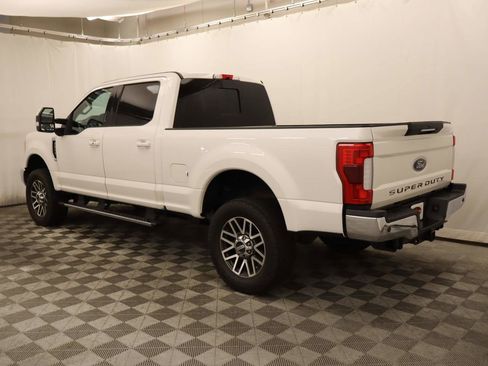 Used 2017 Ford F250 Lariat w/ Lariat Ultimate Package AWD/4WD image 3