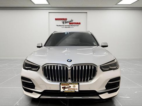 Used 2022 BMW X5 sDrive40i w/ Premium Package image 3