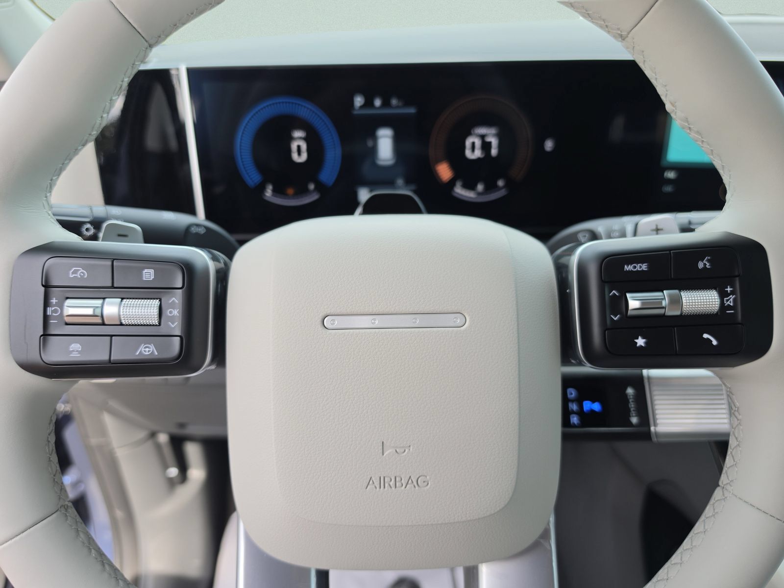 New 2027 Hyundai Santa Fe SEL FWD image 32