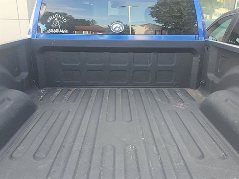 Used 2017 RAM 1500 Express AWD/4WD image 5