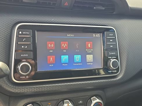 Certified 2021 Nissan Kicks S FWD image 22
