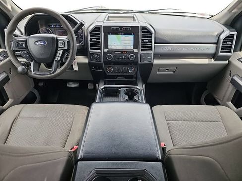 Used 2019 Ford F250 XLT w/ XLT Premium Package AWD/4WD image 9