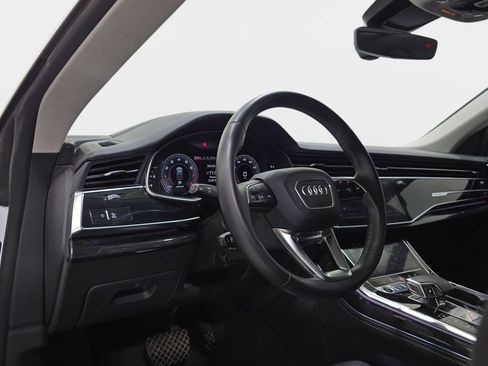 Used 2024 Audi Q8 Prestige image 18