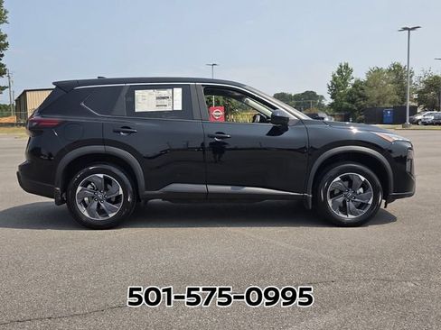Used 2026 Nissan Rogue SV FWD image 6