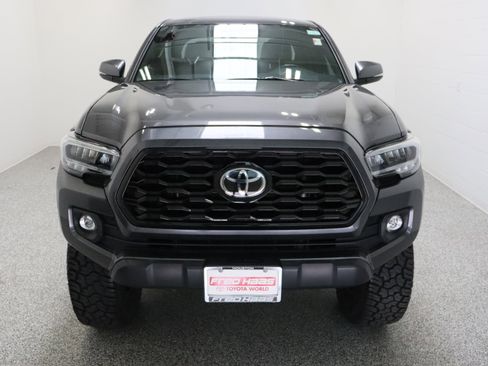 Used 2023 Toyota Tacoma TRD Off-Road AWD/4WD image 3