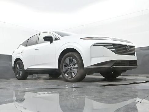 Used 2025 Nissan Murano SL AWD/4WD image 9