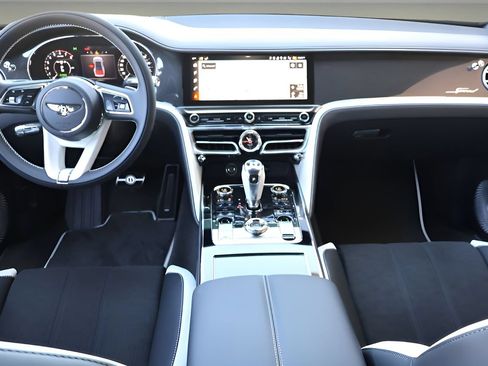 New 2026 Bentley Flying Spur Plug-In Hybrid AWD/4WD image 4