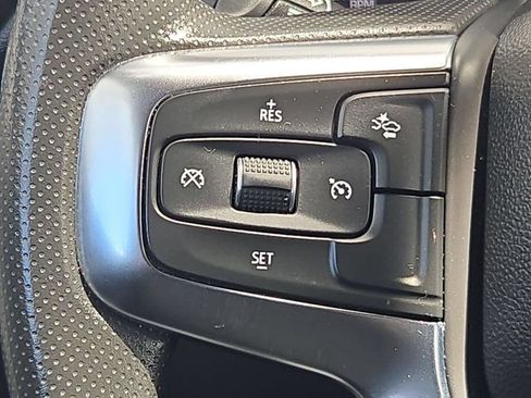 Used 2025 Chevrolet Blazer LT FWD image 42