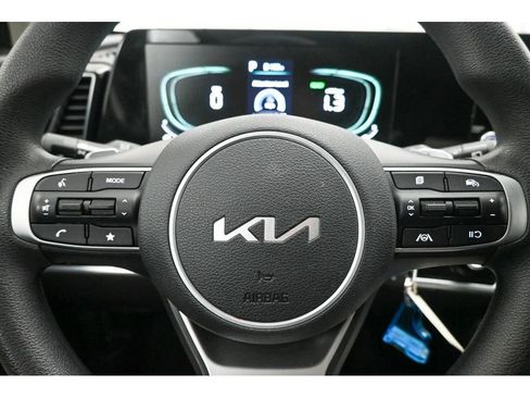 Used 2023 Kia Sportage LX image 31