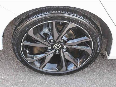 Used 2020 Honda Civic Sport image 13