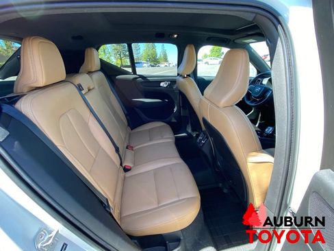 Used 2021 Volvo XC40 T5 Inscription w/ Advanced Package AWD/4WD image 17