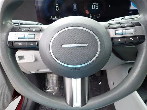 Used 2024 Hyundai Kona SE AWD/4WD image 14