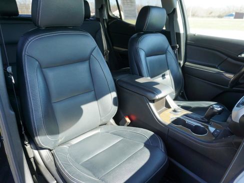 Used 2019 GMC Acadia SLE w/ LPO, Floor Liner Package image 25