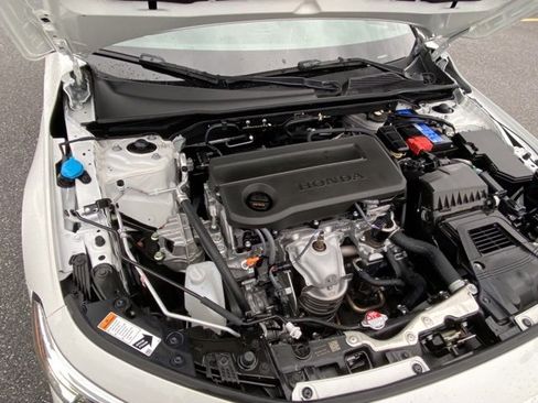 Used 2025 Honda Civic Sport image 21