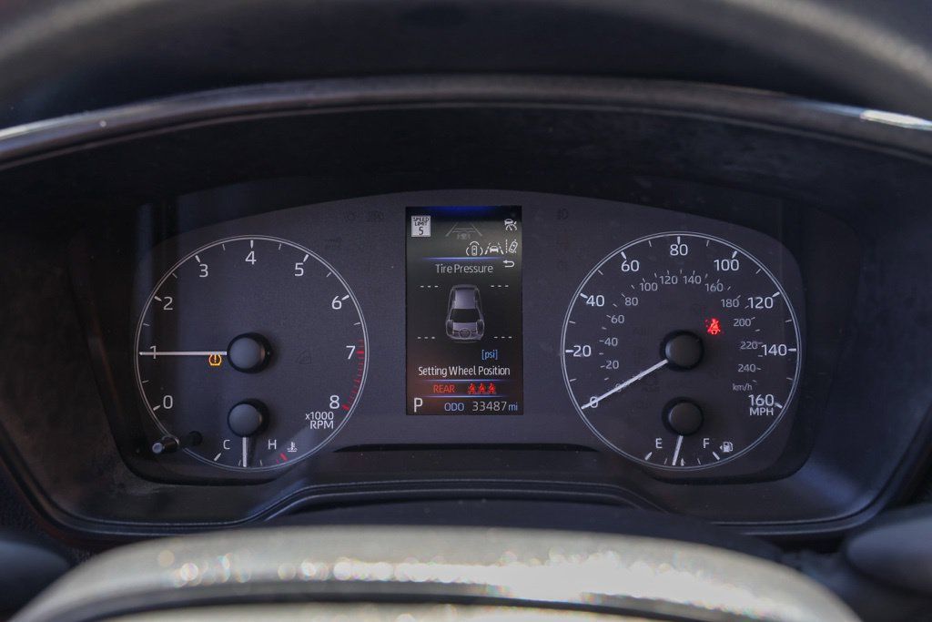 Used 2025 Toyota Corolla LE FWD image 27