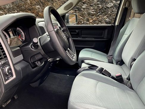 Used 2016 RAM 1500 Express image 23