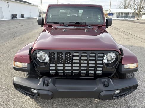 Used 2021 Jeep Gladiator Willys image 12