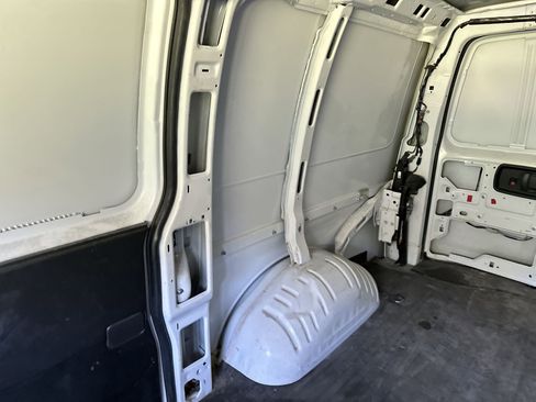 Used 2023 GMC Savana 2500 w/ Driver Convenience Package image 12