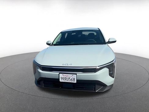 Used 2025 Kia K4 FWD image 3