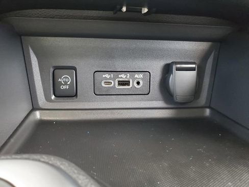 Certified 2025 Nissan Sentra SV w/ All-Weather Package image 25