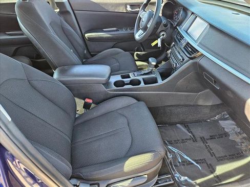 Used 2019 Kia Optima LX image 18