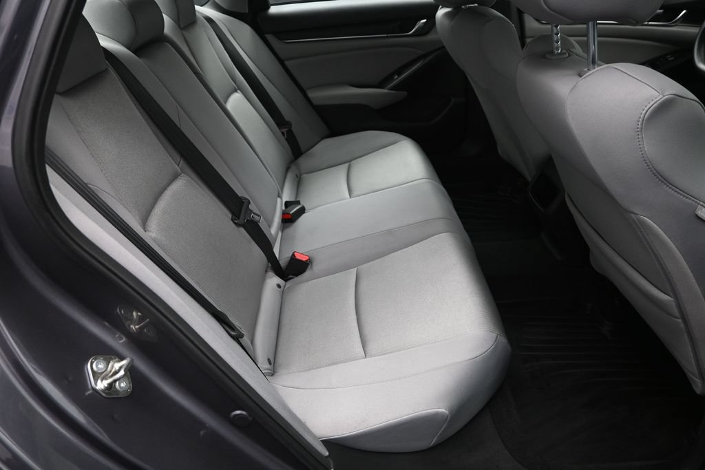 Used 2018 Honda Accord LX image 30