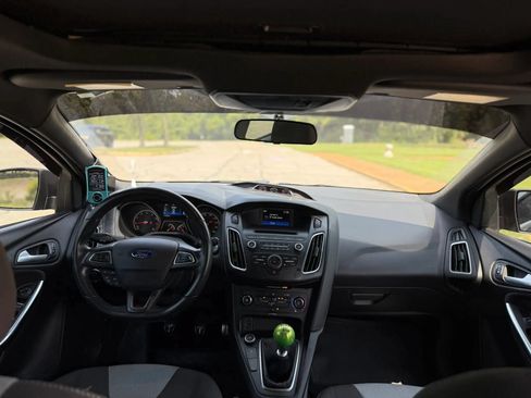 Used 2015 Ford Focus ST FWD image 14