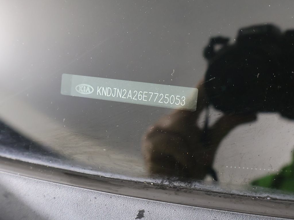 Used 2014 Kia Soul FWD image 38