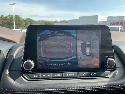 Certified 2023 Nissan Rogue SL AWD/4WD image 31