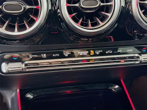 Certified 2023 Mercedes-Benz GLA 250 4MATIC image 19