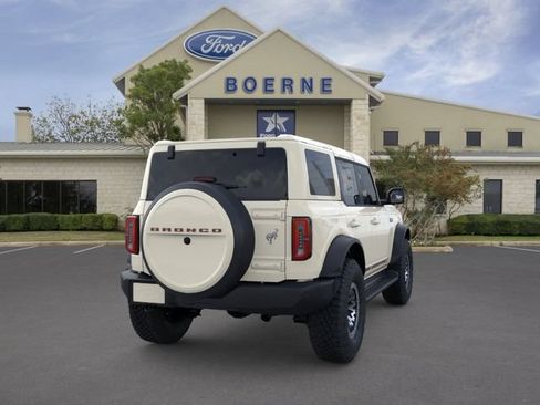 New 2026 Ford Bronco Outer Banks w/ Sasquatch Package AWD/4WD image 8